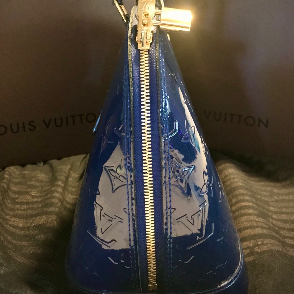 LOUIS VUITTON MONOGRAM VERNIS ALMA PM HANDBAG 👜 - Picture 4 of 13